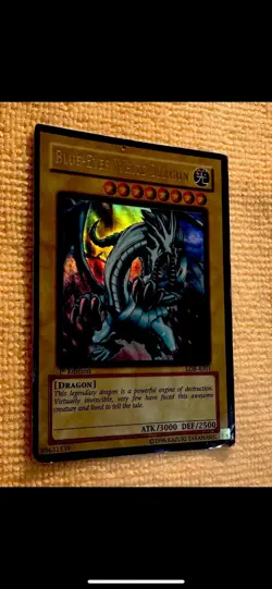 Yu-Gi-Oh! TCG Blue-Eyes White Dragon 1st Edition LOB-A001 English 1996 - Image 3
