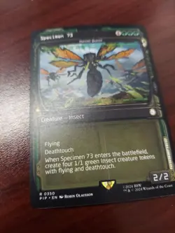 Specimen 73 - Hornet Queen (Showcase) Universes Beyond: Fallout Regular - Image 1