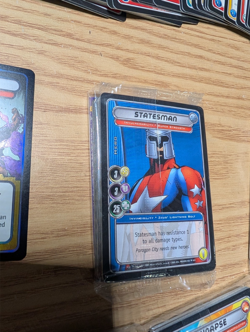 City of Heroes TCG Lot - 77 cards, 1 foil card, 4 starter decks - Image 4