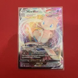 Pokemon TCG Fusion Strike Mew VMAX Card 114/264 Near Mint Condition - Image 1