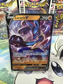 Pokemon - Lucario V - 027/073 - Champion’s Path- Ultra Rare - Image 1
