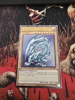 Blue-Eyes White Dragon Ultimate Rare OP28-EN001 Yugioh - Image 1