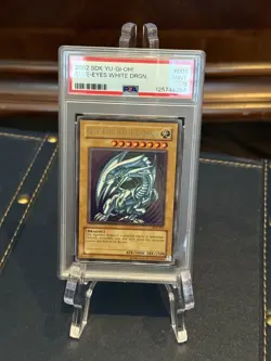 2002 Yu-Gi-Oh! Blue-Eyes White Dragon SDK-001 Ultra Rare PSA 9 MINT - Image 5