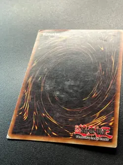 Blue-Eyes White Dragon RP01-EN001 Ultra Rare Original Print Moderate Play Yugioh - Image 3