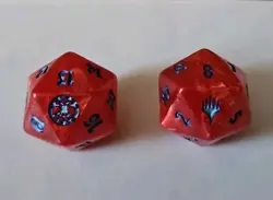 Marvel Red & Blue D20 Die MTG Spider-Man Spindown Oversized Counter (Set Of 2) - Image 1