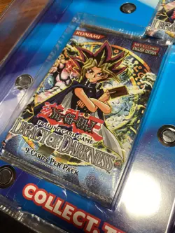 Yugioh Legacy of Darkness 5-Pack Booster Blister - Hard Plastic - New & Sealed - Image 4
