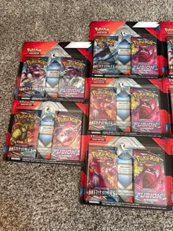 (LOT OF 10) Pokemon TCG Fusion Strike Battle Styles Blister Latios Latias Pin - Image 3
