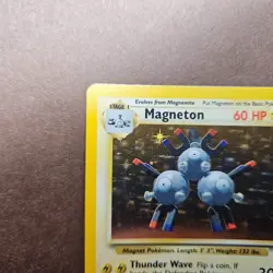 Magneton 9/102 Pokemon Base Set Holo Rare Card - MP - Image 2