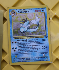 Pokemon TCG Vaporeon Holo Rare Card Jungle, 12/64, First Edition - Image 1