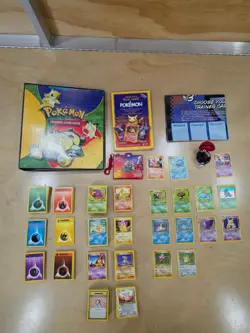 Vintage Pokemon Card Collection - Aprox 600 cards, holos, 1st editions, extras - Image 4