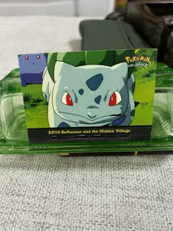 EP10 BULBASAUR AND THE HIDDEN VILLAGE - NON HOLO Topps BLUE LOGO POKEMON CARD NM - Image 1