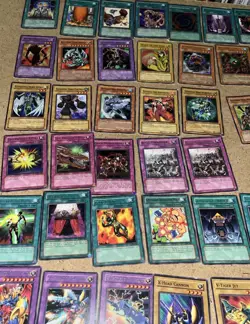 JOBLOT YUGIOH TRADING CARDS CARD COLLECTION BUNDLE TCG HOLO RARE FIRST EDITIONU - Image 3