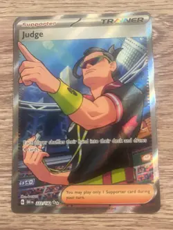 Judge SV10: Destined Rivals - Pokemon NM 222/182 card Supporter Trainer Full Art - Image 1