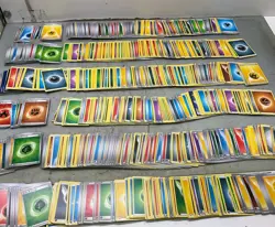 Lot of Assorted Pokemon Energy Cards - Image 2