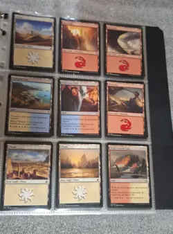Magic the Gathering Binder Collection New and Vintage Cards. - Image 2