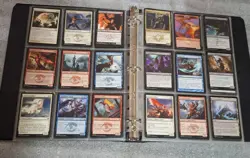 Magic the Gathering Binder Collection New and Vintage Cards. - Image 3