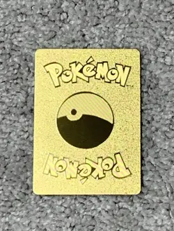 Pokemon Charizard V HP220 Claw Slash Fire Spin Gold Foil Fan Art Card - Image 2