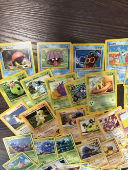 Vintage Pokemon Card Lot Base set 48 cards! - Image 4