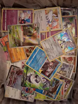 Pokemon Bulk Lot 16 Lbs (~4100 Cards) - 2020-2025 C/UC/H/HR/Full Art/VMAX - Image 2