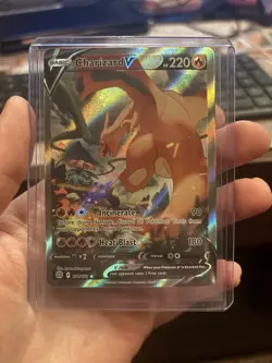 Charizard V Holo Rare Pokemon Card Sword & Shield 220 HP - Image 1