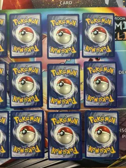 Vintage Pokemon Card Lot WOTC Holo First Edition Shadowless Etc Mewtwo Flareon - Image 4