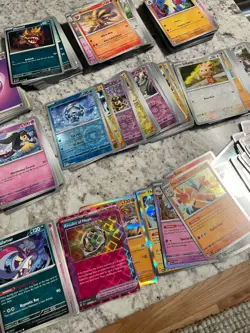 Pokemon Trading Card Lot 388 cards - Holos, Reverse Holos, Uncommon, Common - Image 1