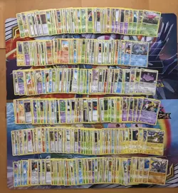 Vintage Pokemon Card Lot Fire Ditto Machamp Giratina Ampharos Vileplume 300+ - Image 1