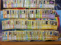 Vintage Pokemon Card Lot Fire Ditto Machamp Giratina Ampharos Vileplume 300+ - Image 3