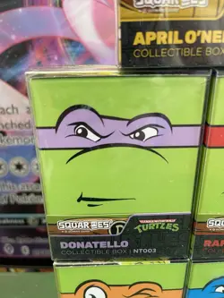 NEW DONATELLO APRIL RAPHAEL MICHELANGELO LEONARDO SQUAROES 100+ DECK BOX TMNT - Image 3