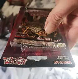 2-PACK BLISTER!!!!!! Yu-Gi-Oh Legendary Duelists Rage of Ra 1st Edition - Image 4