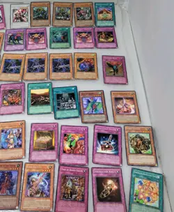 Lot of 1600+ Yu-Gi-Oh Cards, First Editions, Holographic, Japanese - Image 4
