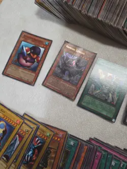 large lot of over 700 yugioh cards yu-gi-oh many 1st editions - Image 5