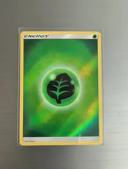 Pokemon TCG Grass Energy Holo NM 2017 Sun And Moon MINT CONDITION - Image 1