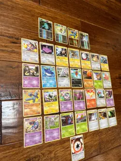 Pokemon Triumphant LOT of 33 w 4 Reverse Holo (s) NM+ - Image 1