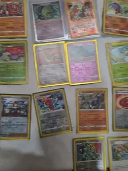 lot of 230 pokemon cards, 2003-2022 holograms, foils astral radiance - Image 4