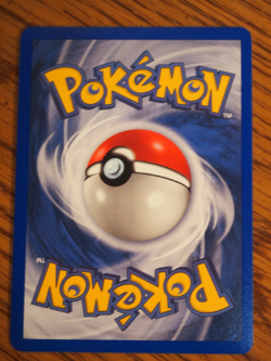 Pokemon 2004 Pokemon Hidden Legends Machoke foil card, mint condition - Image 3