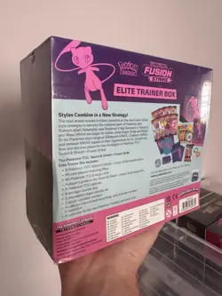 Pokemon TCG Sword & Shield Fusion Strike Elite Trainer Box Sealed - Image 2