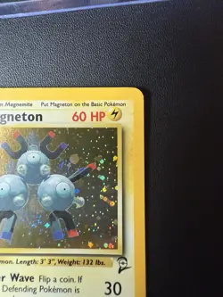 1999 TCG Pokemon Magneton 009/130 Base Set 2 Holo LP - Image 3