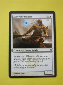 Accorder Paladin - Mirrodin Besieged - MTG - Image 1