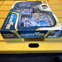 Pokemon TCG Glaceon VSTAR Special Collection Box In Hand - New - Image 4