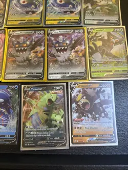 Pokemon TCG Card Bundle 18 Pokemon V Cards - Image 4