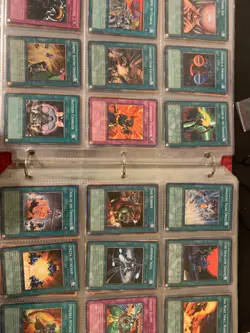 Yu-Gi-Oh! TCG Card Lot of 400+ Cards, Includes Winged Dragon of Ra - Image 5