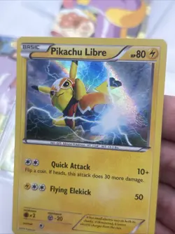 Pokemon Pikachu TCG Holo Card Libre 30/30 XY Trainer Card - Image 3