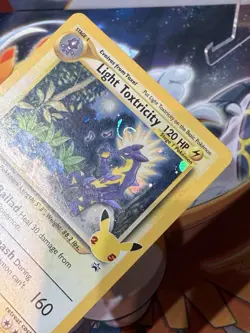 Light Toxtricity SWSH137 SWSH: Sword & Shield Promo Cards Holo - Image 2