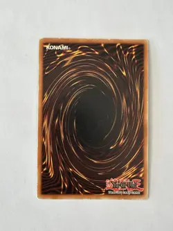 YuGiOh! Dark Magician BPT-001 2002 Collectors Tin Limited Edition MP - Image 2