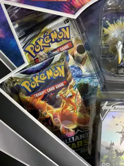 Pokemon TCG - Arceus V Figure Collection - New & Sealed - Image 3