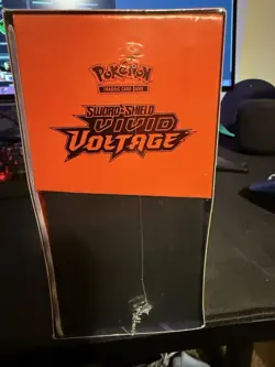 Pokemon TCG: Sword & Shield Vivid Voltage Elite Trainer Box - Image 2