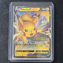 Pokemon TCG Pikachu V 043/185 Vivid Voltage Ultra Rare Holo Near Mint 43/185 - Image 1
