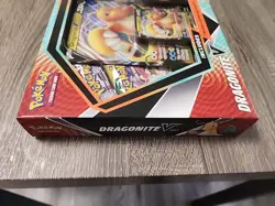 Pokemon TCG Dragonite V Box NEW/FACTORY SEALED - Image 4