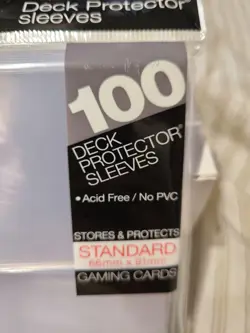 Ultra Pro Pro Clear Standard Thickness 100 Pack Deck Protector Sleeves - Image 2